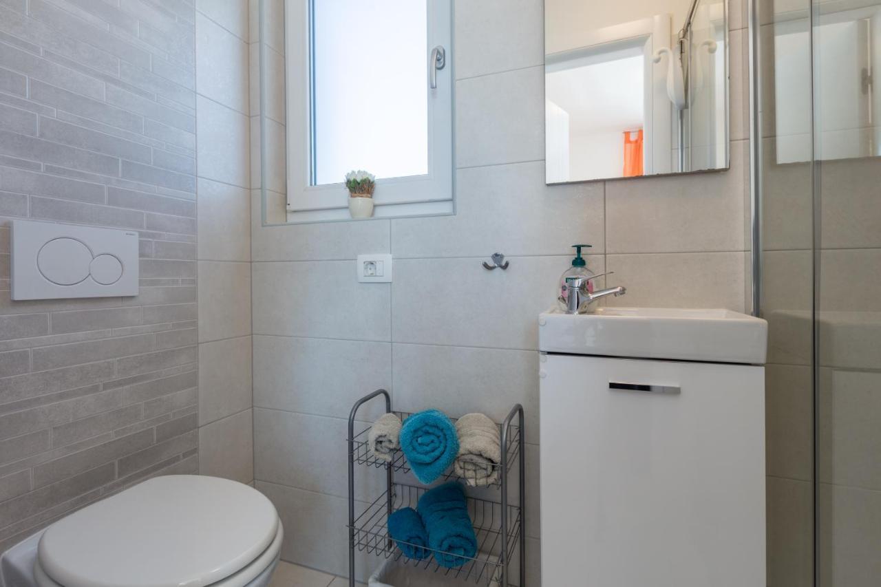 Lucia Apartment *
